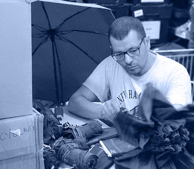 Beau Nuage engaged by recycling defective umbrellas Beau Nuage engaged by recycling defective umbrellas